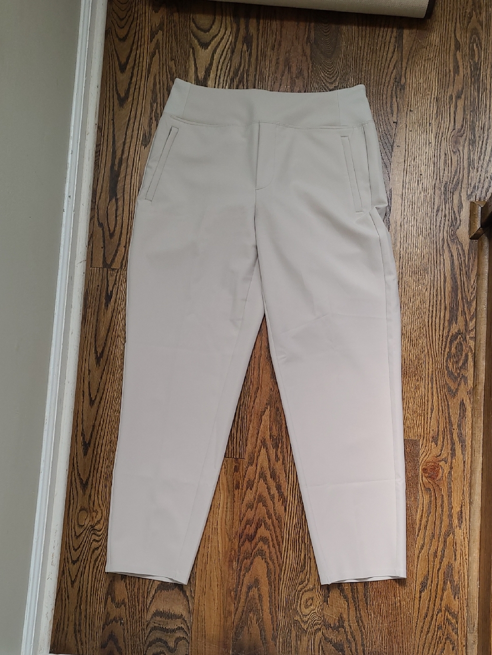 Athleta Endless High Rise Ankle-Length Pants Size 8